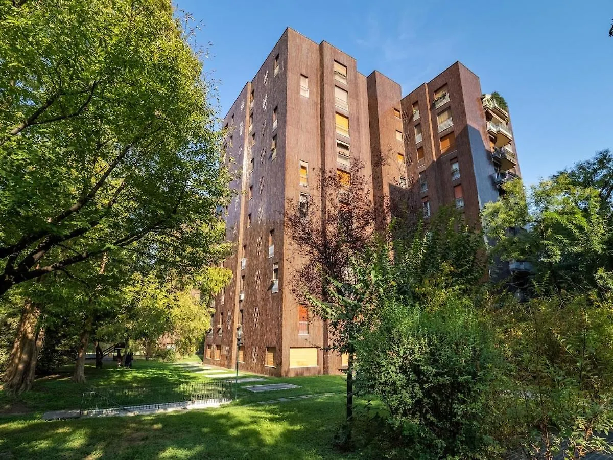 Cozy Apartment In The Green, Close To Blue And Red Metro location
